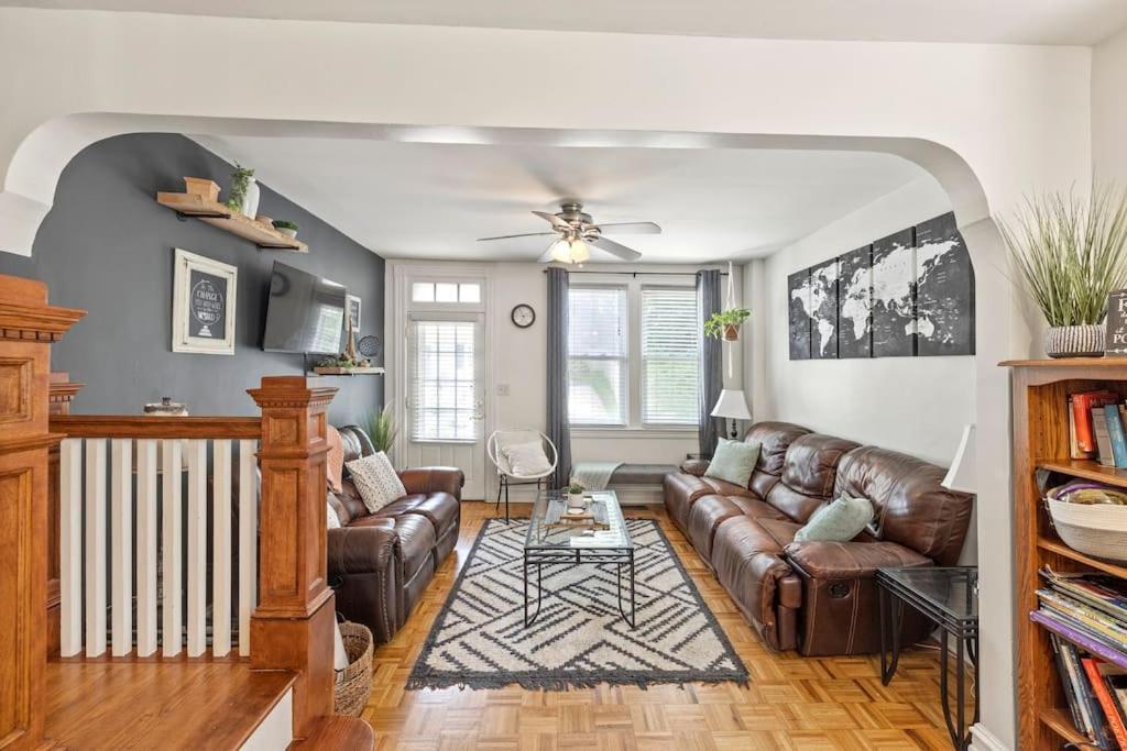 Rare City Home W/ Backyard Fire-Pit & Hottub Lancaster Exterior photo